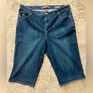 Gloria Vanderbilt Capri Jeans